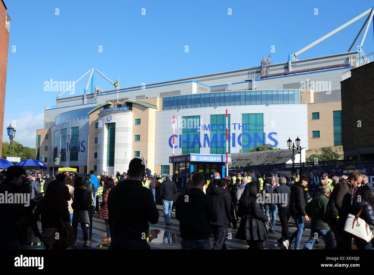 Der Brittania Gate Eingang zum Stamford Bridge Football Stadium, dem Heimstadion des Chelsea Football Club. Stockfoto