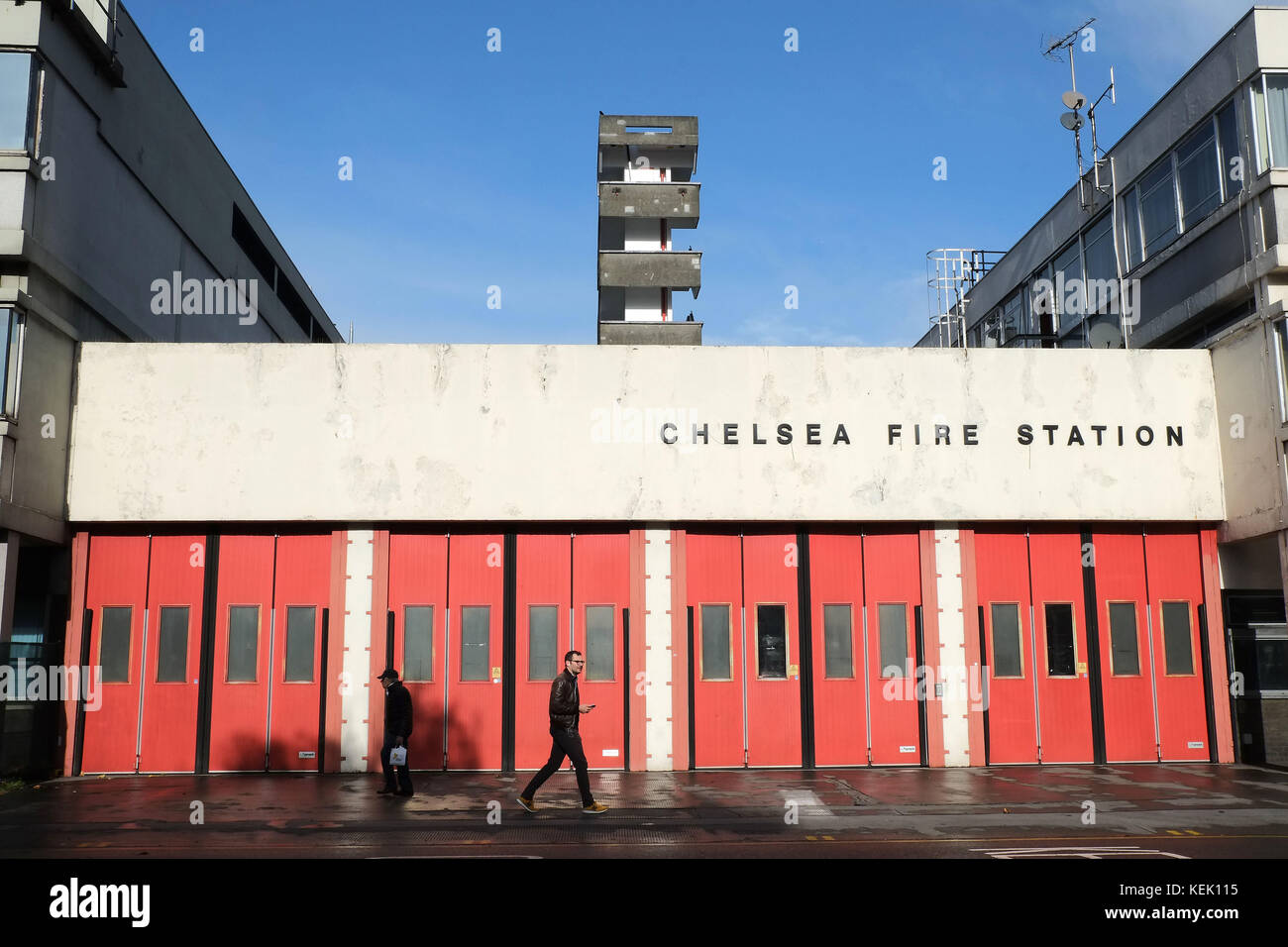 Chelsea Fire Station 264 Kings Road London. Die Station wurde am 3. März 1965 Singer Adele eröffnet hat ihre Unterstützung für die Feuerwehrleute durch den Besuch gezeigt Stockfoto