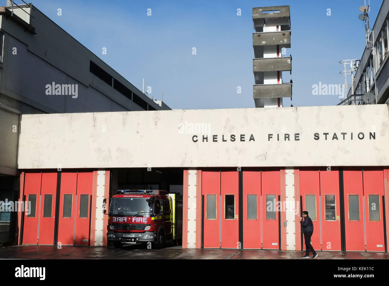 Chelsea Fire Station 264 Kings Road London. Die Station wurde am 3. März 1965 Singer Adele eröffnet hat ihre Unterstützung für die Feuerwehrleute durch den Besuch gezeigt Stockfoto