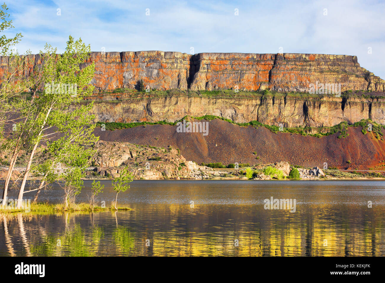 Banken See, ein Stausee im östlichen Staat Washington entlang der Coulee Korridor Scenic Byway. Teil des Grand Coulee Projekt entlang des Columbia River. Stockfoto