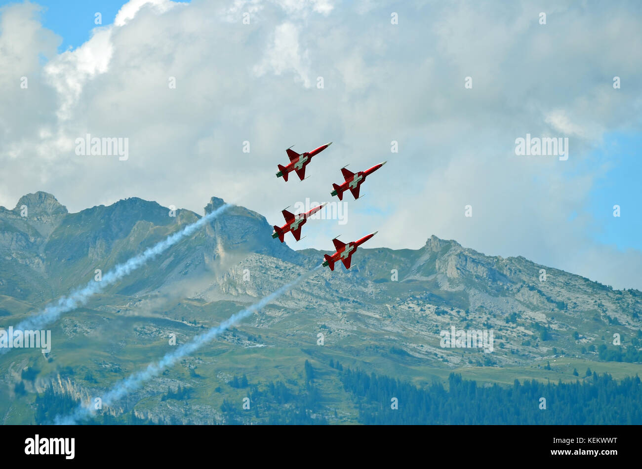 Sion, Schweiz - 15. September: die Patrouille Suisse im Breitling Air Show: 15. September 2017 in Sion, Schweiz Stockfoto