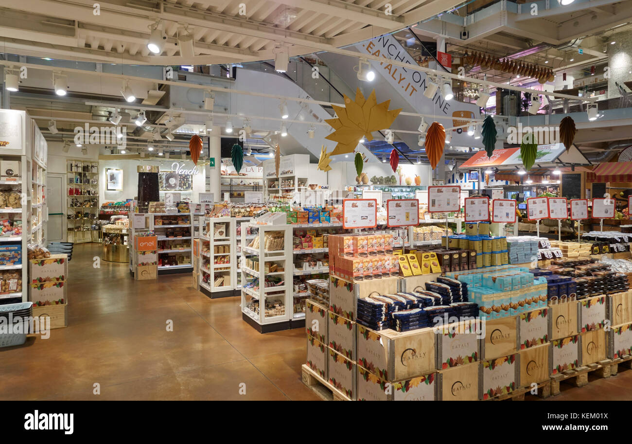 Eataly Food Stores in Mailand, Via 25 Aprile, Italien Stockfoto