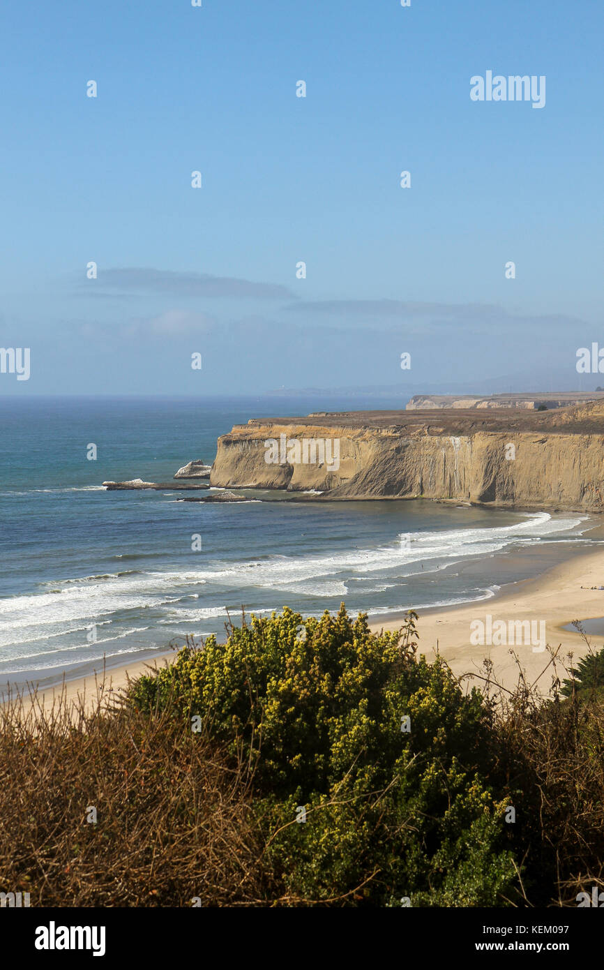Klippen, Half Moon Bay, Kalifornien, USA, Nordamerika Stockfoto