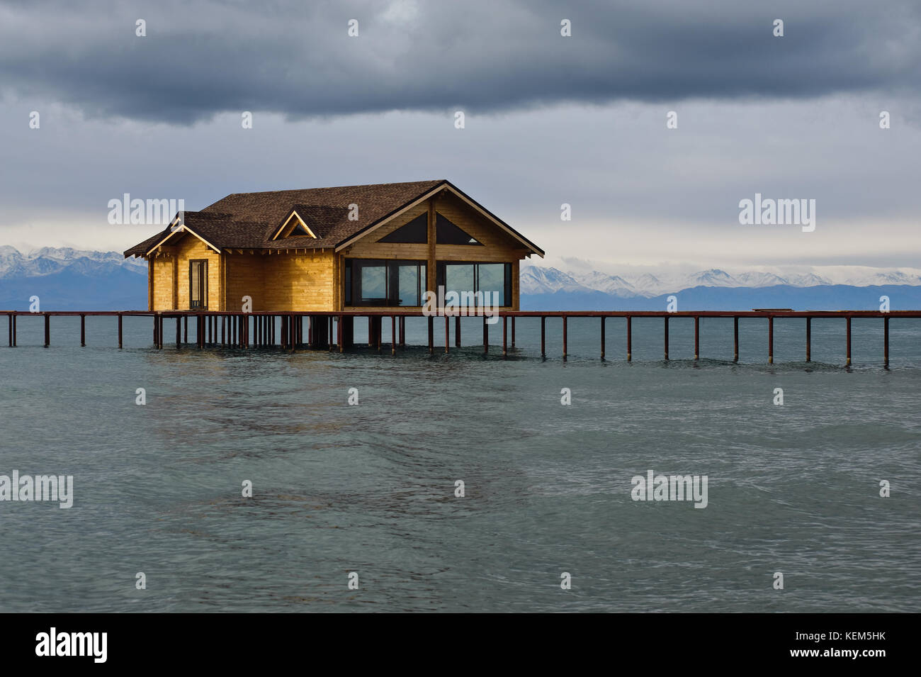 Bungalow im Bau (Issyk-köl, Kirgisistan). Stockfoto