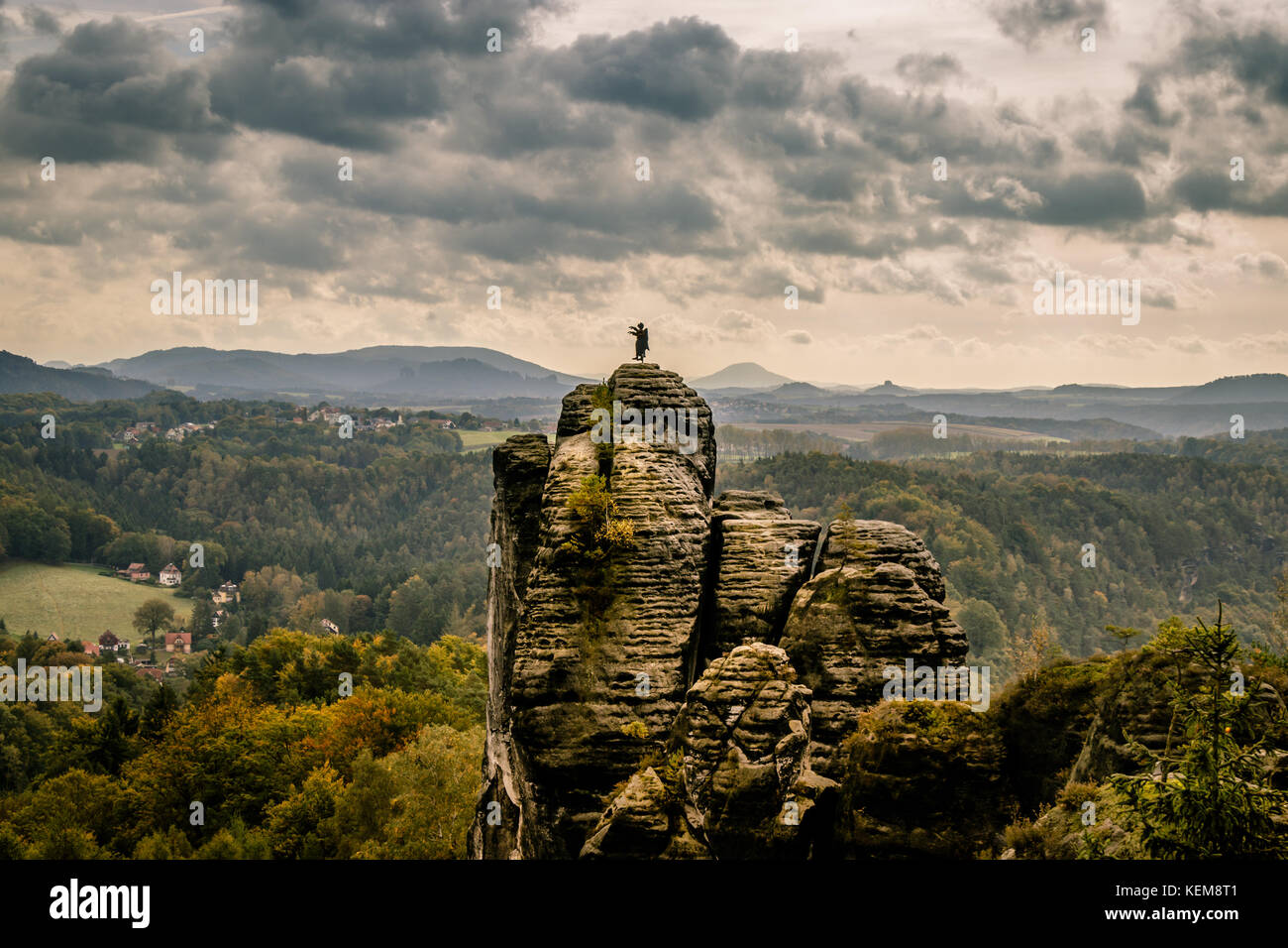 Felsenburg Neurathen Rock Castle befindet sich in der Nähe der berühmten bastei Felsen in der Nähe von Rathen in der Sächsischen Schweiz das deutsche Bundesland Freistaat Sachsen. Stockfoto