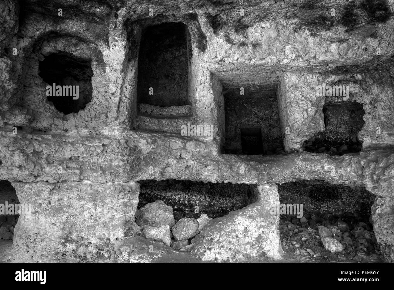 Punischen Nekropole in Malta, in Fels gehauene Gräber aus der römischen Zeit Stockfoto