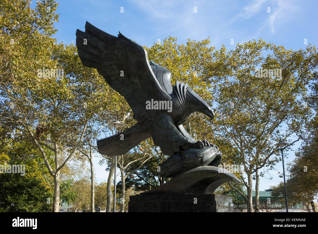 Bronzeadler, Teil des East Coast Memorial im Battery Park Stockfoto