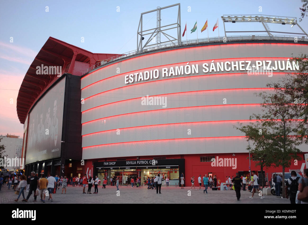 Ramon Sanchez Pizjuan Stadion Stockfotos Und Bilder Kaufen Alamy