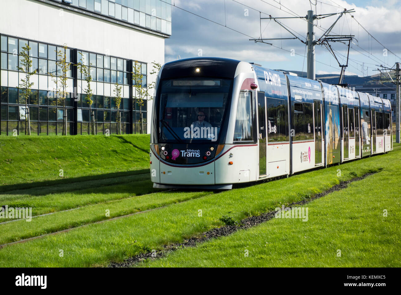 Edinburgh Tram in Edinburgh Park Central. Schottland, Großbritannien Stockfoto