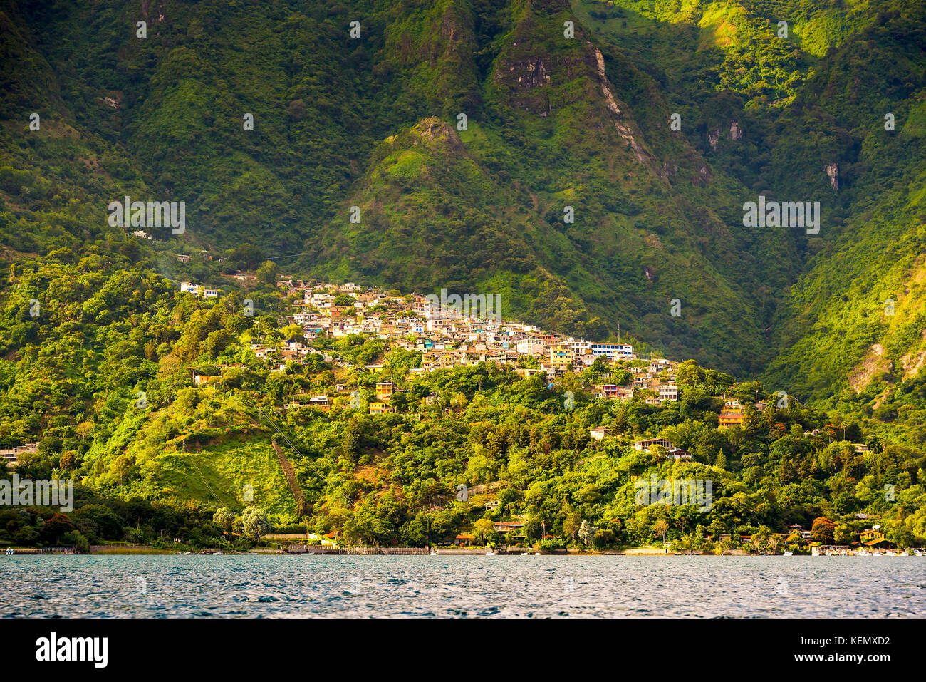 Stadt Santa Cruz La Laguna am Atitlan See, Guatemala, Mittelamerika Stockfoto