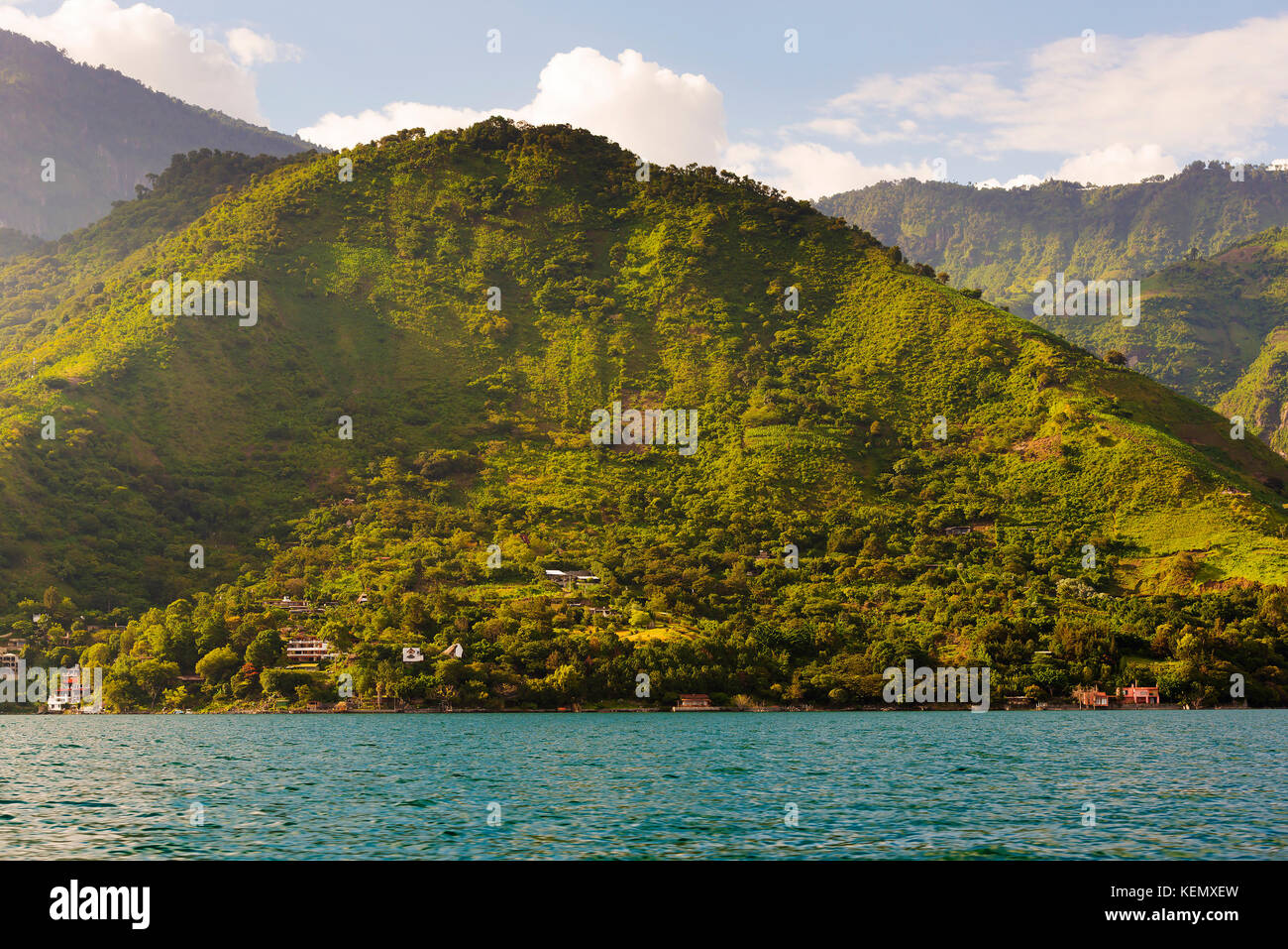 Dörfer am Rand des Atitlan Sees in Guatemala, Mittelamerika Stockfoto
