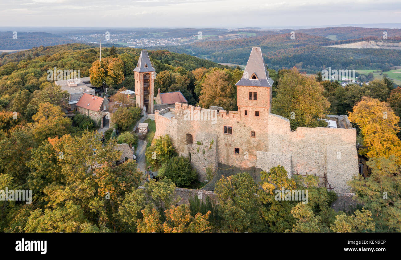 Luftaufnahme der Burg Frankenstein im südlichen Hessen, Deutschland Stockfoto