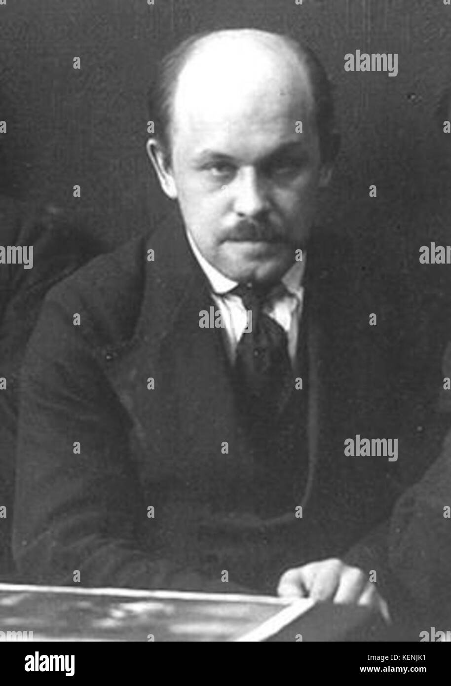 Nikolai Triik war ein estnischer Maler, der Anfang des 20. Jahrhunderts für seine Werke bekannt war. Seine Werke zeigten oft Szenen der Natur und des ländlichen Lebens, die Estnische Kultur und Landschaften widerspiegelten. Stockfoto