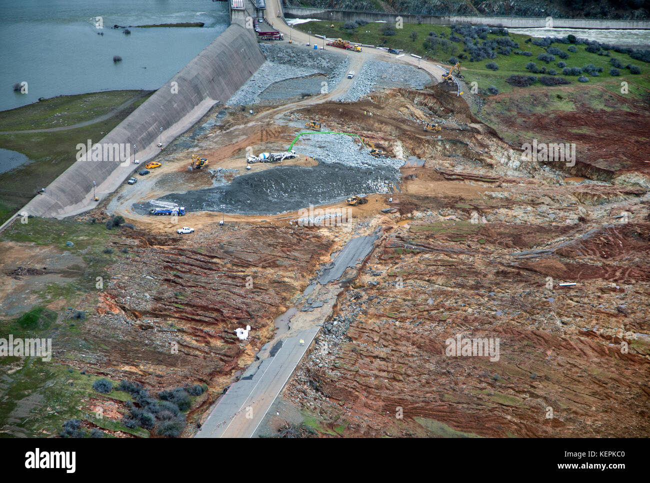 Oroville Dam Abflußkanäle vom 15. Februar 2017 Stockfoto