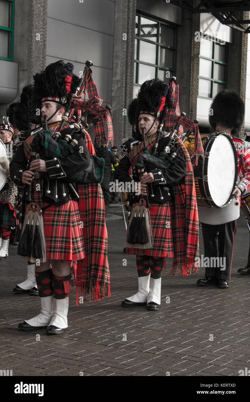 Pipers bei Murrayfield Stockfoto
