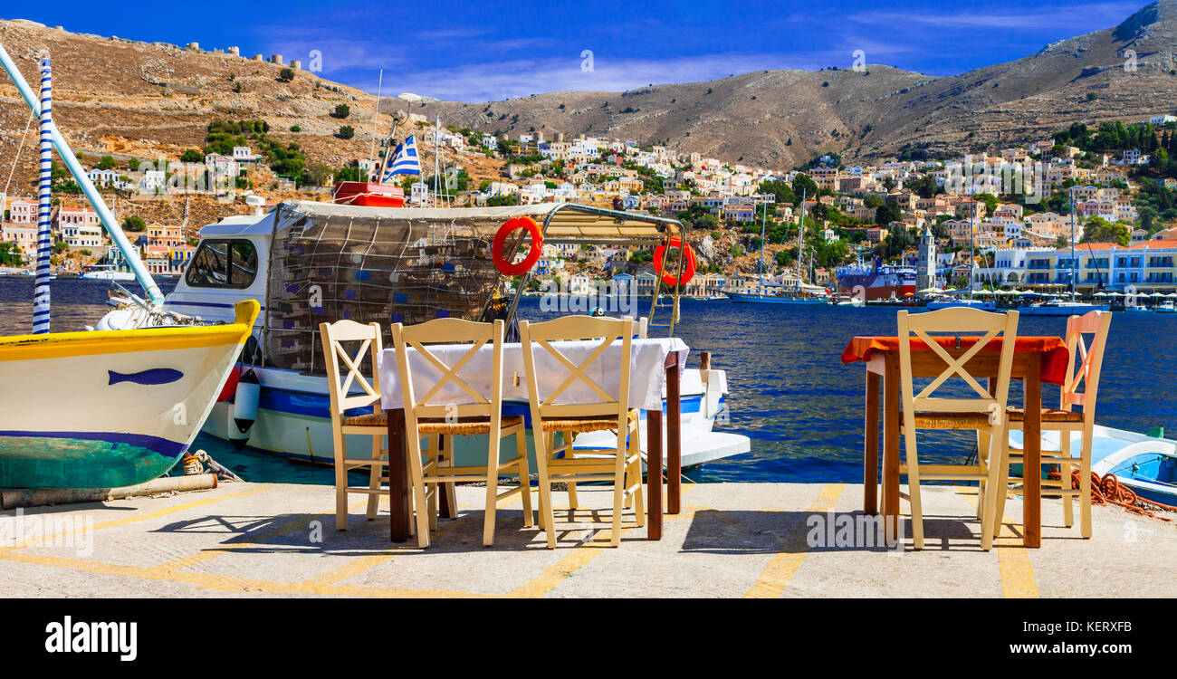 Bunte traditionelle griechische Insel Symi in Dodekanes Stockfoto