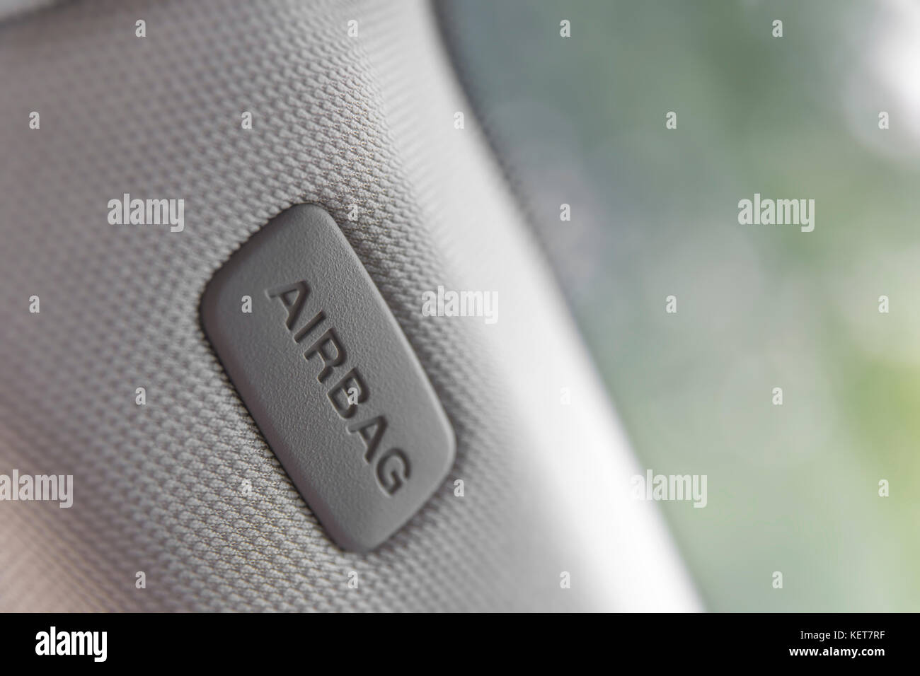 Airbag Zeichen auf der Seite der Tür des Fahrzeugs Stockfotografie Alamy