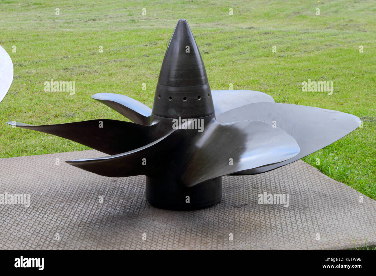 Moskau, Russland - Juli 19, 2017: Propeller von U-Booten (udssr), die aus Gründen der Waffen Ausstellung im Park des Sieges bei Poklonnaya Hügel. Stockfoto