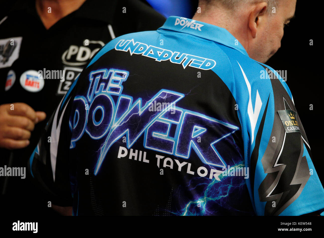 Düsseldorf, Deutschland. Oktober 2017. World Series of Darts, Deutsche Meister am 21. 10. 2017 in der Castello - Arena in Düsseldorf Finale Phil TAYLOR (The Power ) (D ) Foto: Norbert Schmidt, Düsseldorf Quelle: norbert schmidt/Alamy Live News Stockfoto