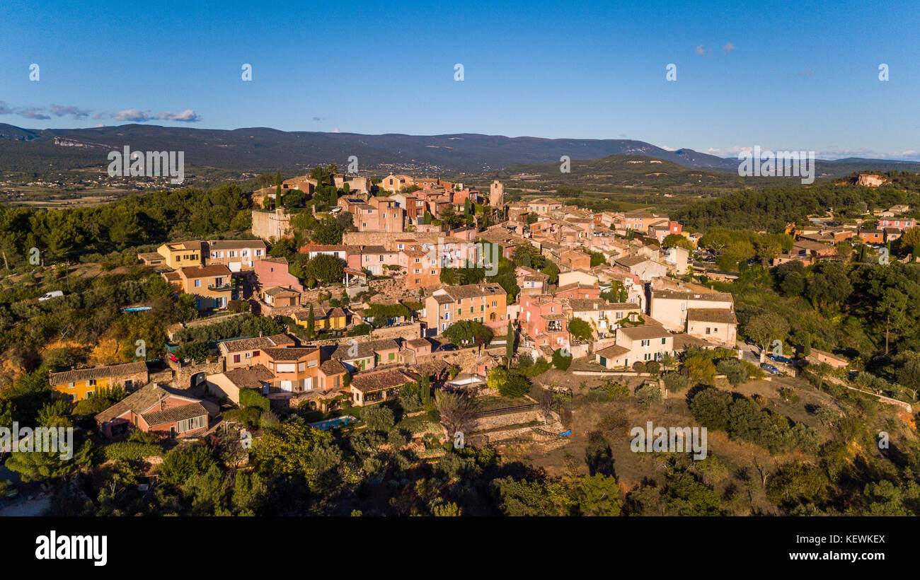 Roussillon Village, von einem roten Sandstein gebaut Stockfoto