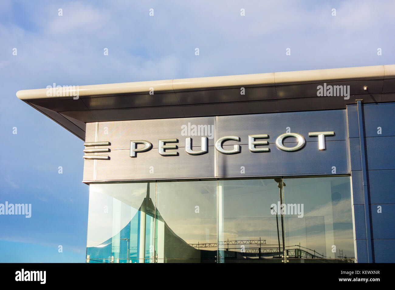 Peugeot, Auto, Autohaus, Logo, Auto, Automobil, Händler, Stockfoto