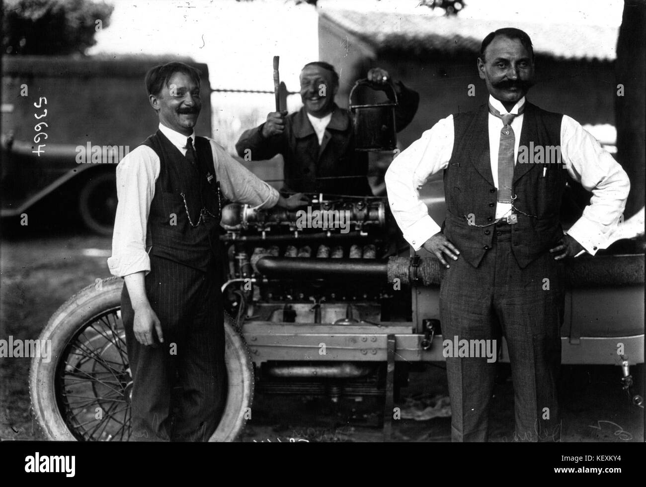Arthur Duray beim Grand Prix von Frankreich 1914 Stockfoto
