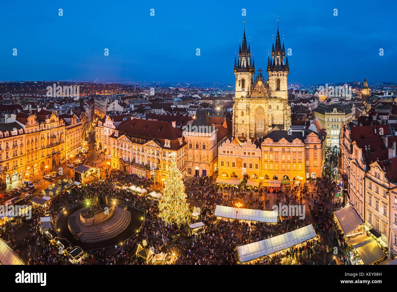 Weihnachtsmarkt in der Altstadt von Prag, Tschechische Republik
