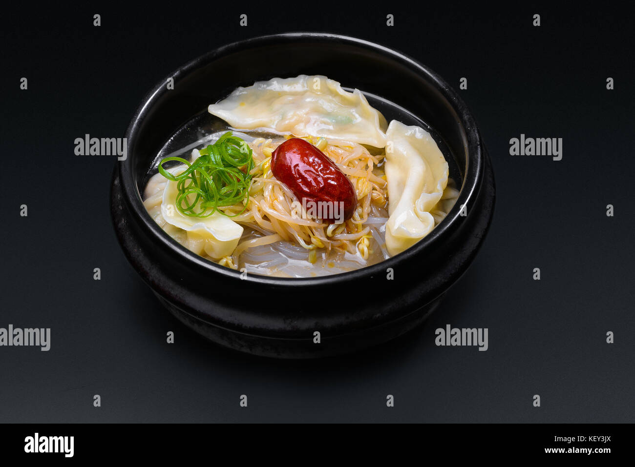 Koreanische Suppe mit Apple Stockfoto