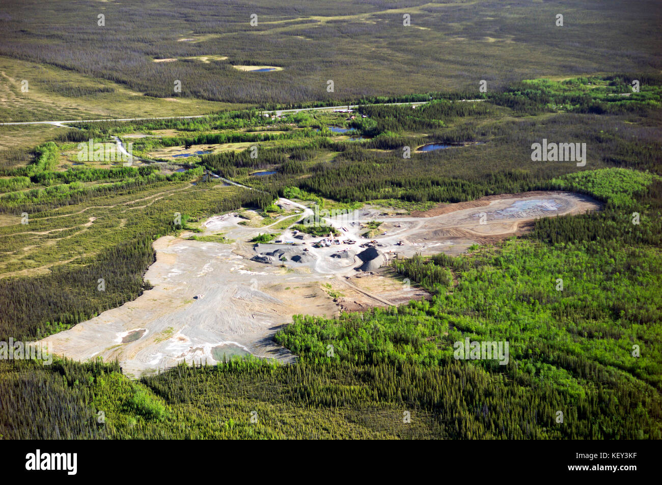 Gewerbliche Kiesgrube Betrieb außerhalb von Bandera in Alaska, USA Stockfoto