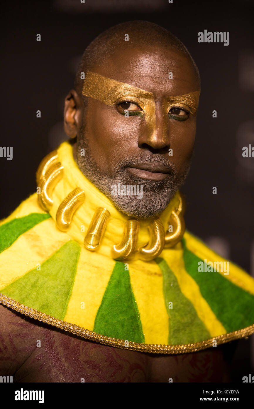 Modell auf dem roten Teppich, Style Fashion Week, Pacific Design Center, West Hollywood, Los Angeles, Kalifornien, USA Stockfoto