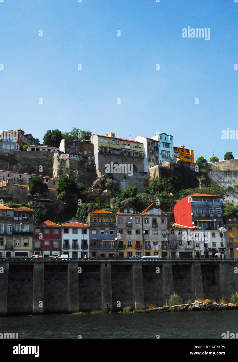 Portugal, Porto, Porto, Douro, Blick auf die North Bank Stockfoto