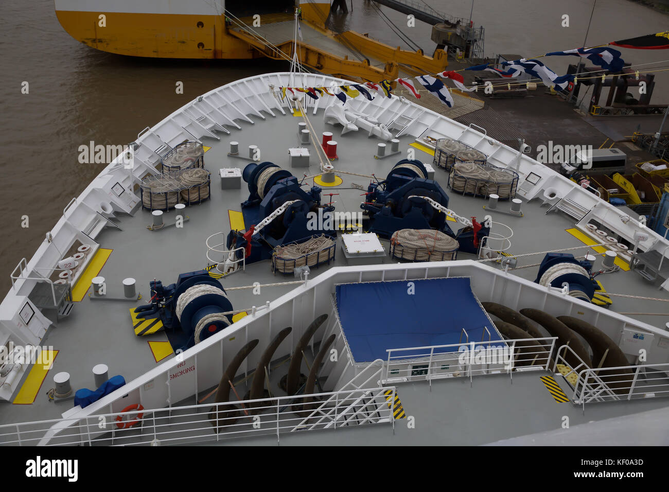 An Bord der Kreuzfahrtschiffe Magellan in Tilbury UK Stockfoto