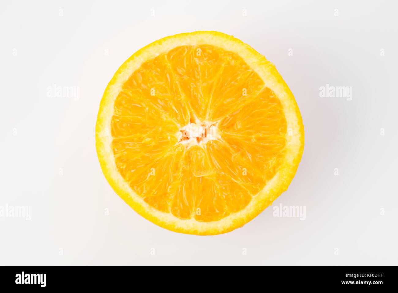 Blick von oben auf die Querschnitt von orange Frucht Schuß im Studio Stockfoto