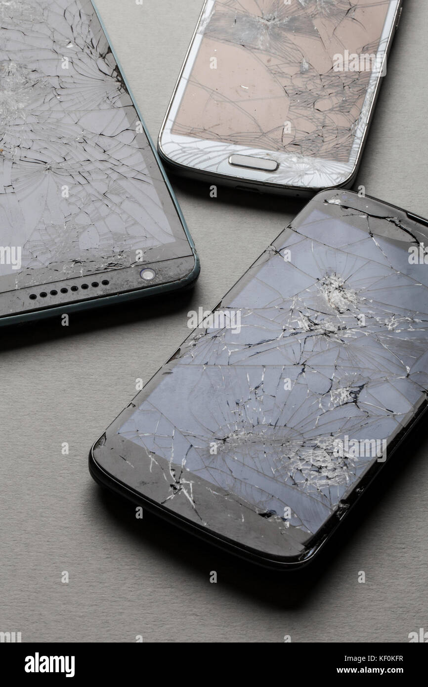 Zertrümmerte shattered zerbrochen Bildschirm eines Mobile Smartphone Stockfoto