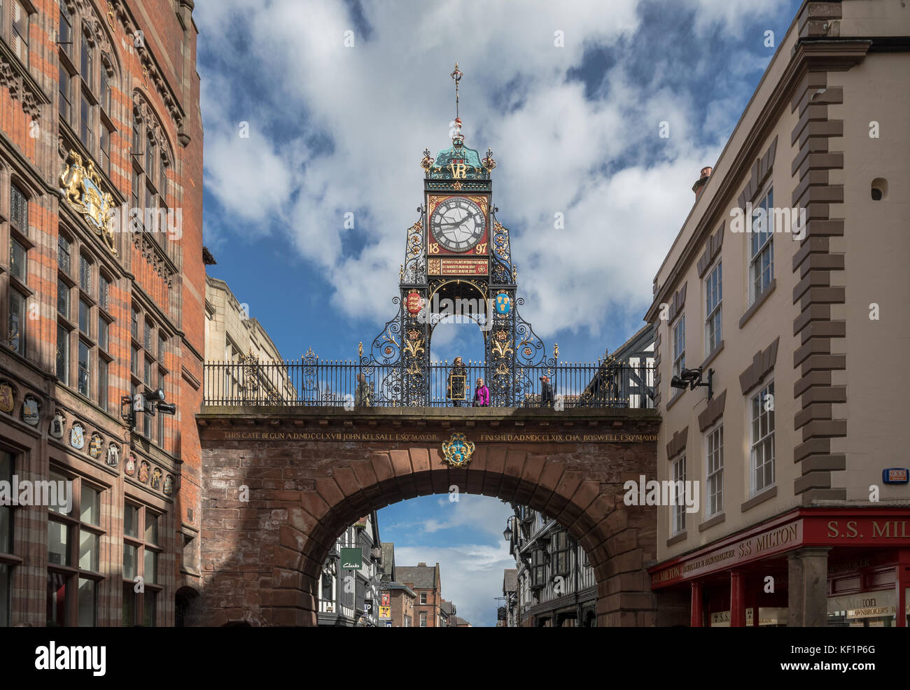 Eastgate und das Eastgate clock in Chester, Cheshire, Großbritannien Stockfoto