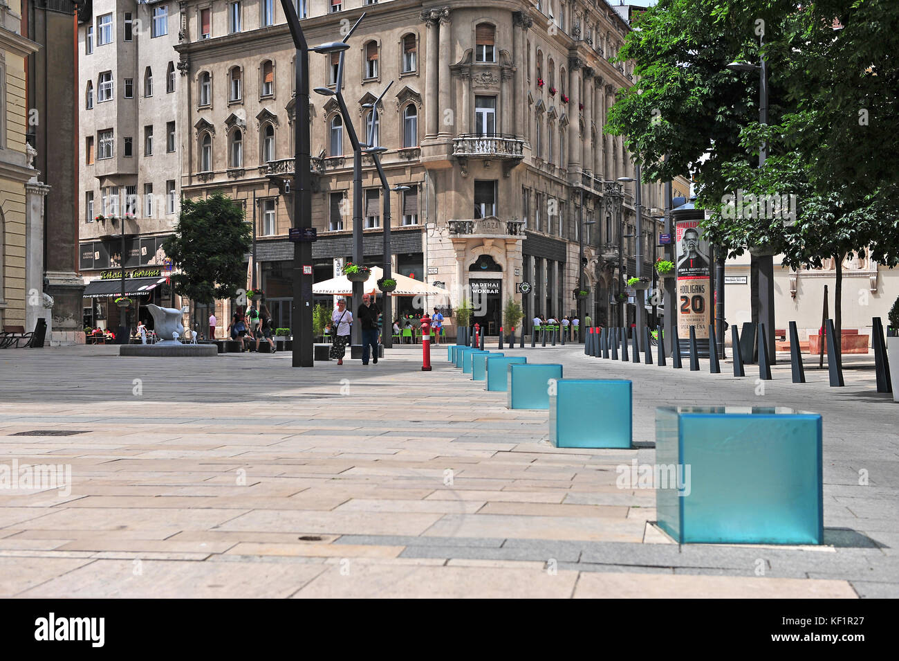 Budapest, Ungarn - 11. Juni: Blick von der Straße in der Mitte der Stadt Budapest, Ungarn am 11. Juni 2016. Stockfoto