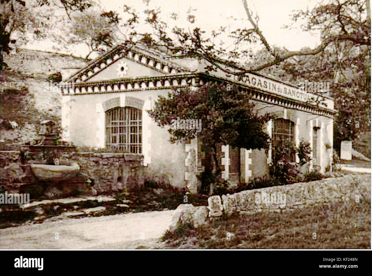 Le Beaucet Magasin du Sanctuaire de Saint Gens Stockfoto