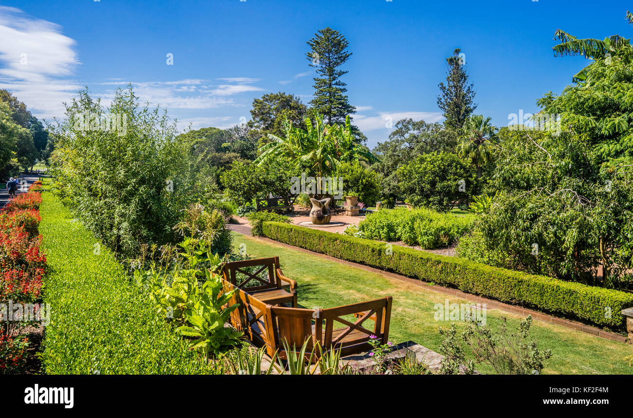 Australien, New South Wales, Sydney, Royal Botanic Garden, Blick auf den Kräutergarten Stockfoto