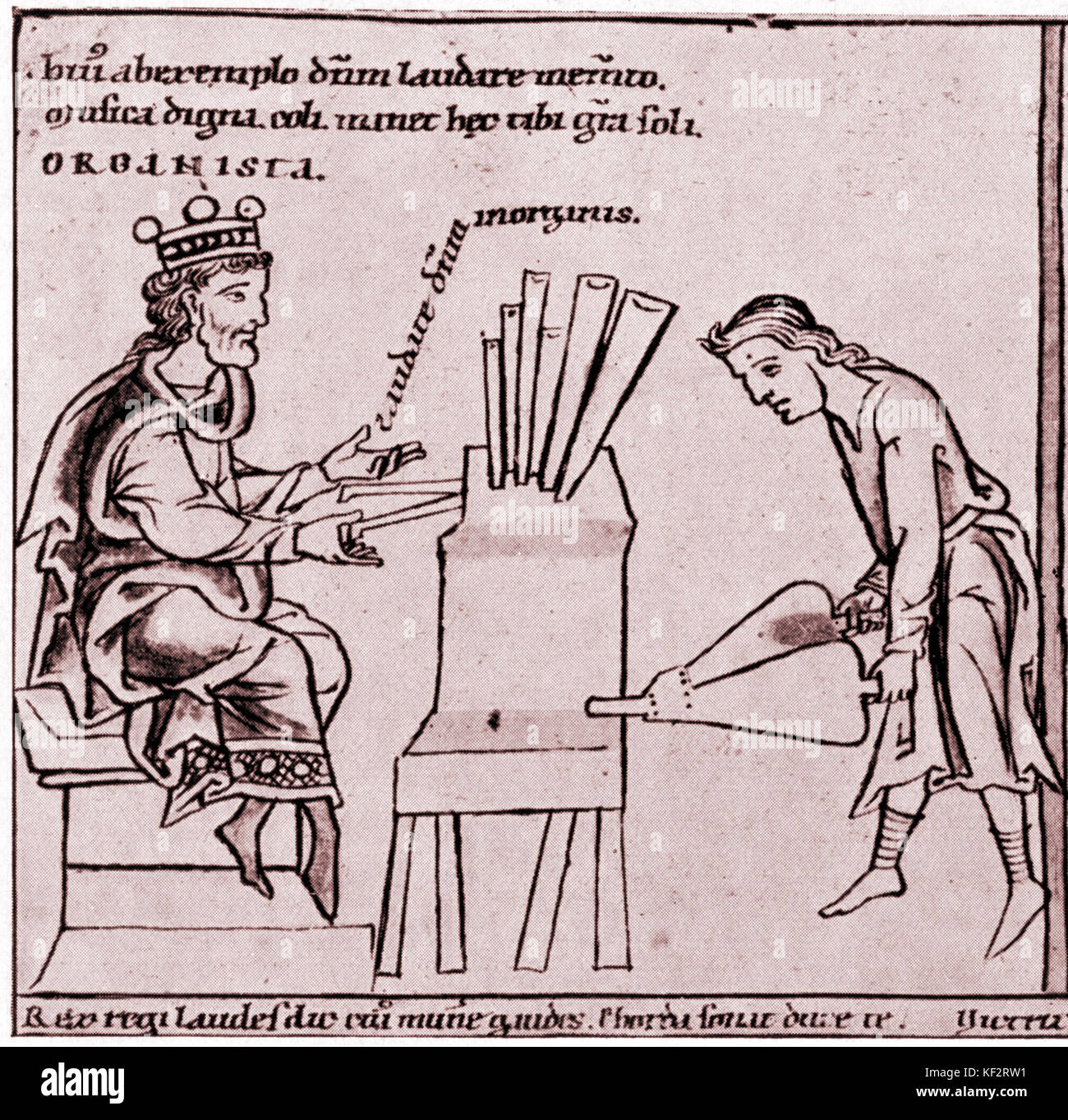 Mittelalter - Bilderhandschrift des Königs David als Organist, aus dem 13. Jahrhundert. Orgel ist mit Balg gepumpt. Bilderhandschrift aus Cod. Lat. Stockfoto