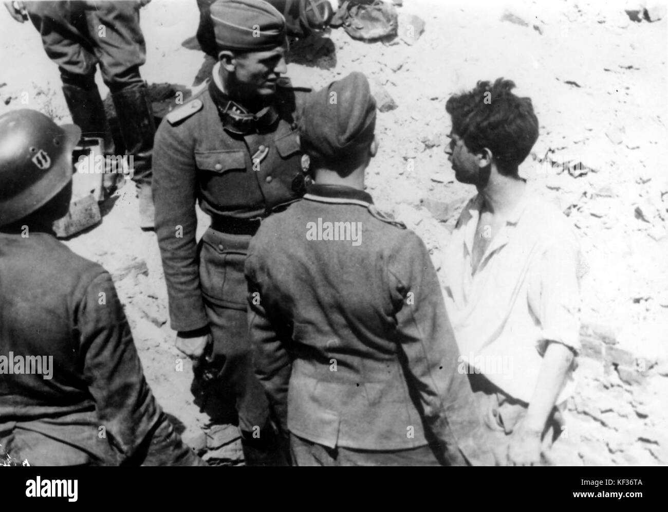 Stroop Sammlung im Warschauer Ghetto Bunker 04. Stockfoto