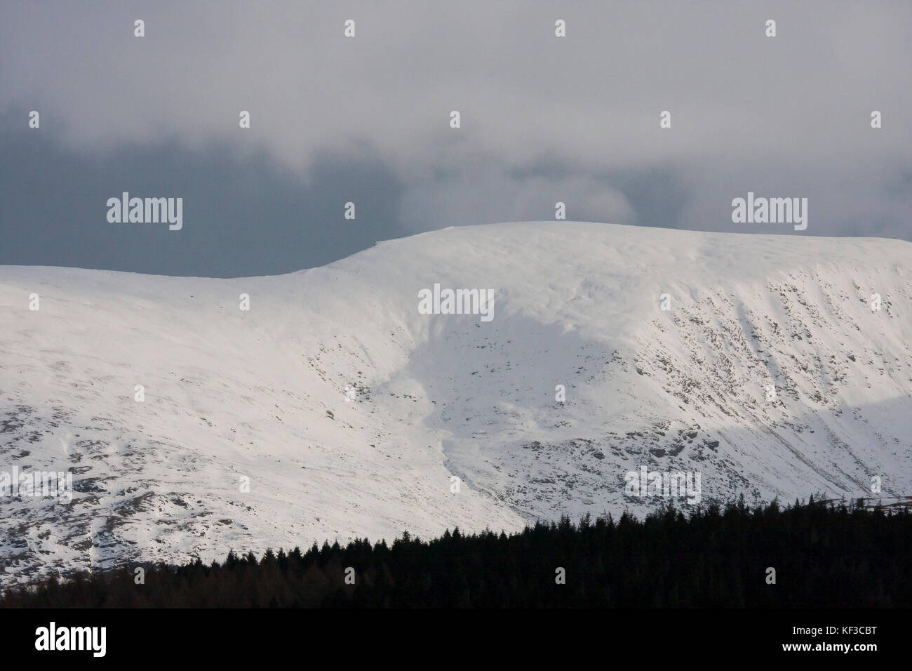 Schnee auf die Mourne Mountains County Down Nordirland. Stockfoto