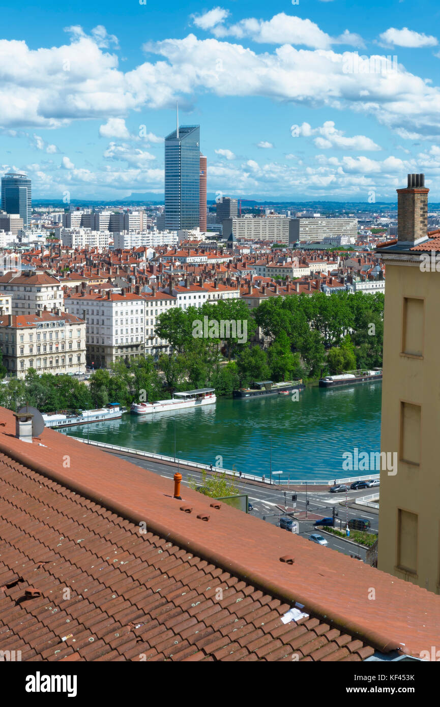 Lyon und die Rhône gesehen von La Croix Rousse, Bellevue Square, Rhône-Alpes, Frankreich Stockfoto