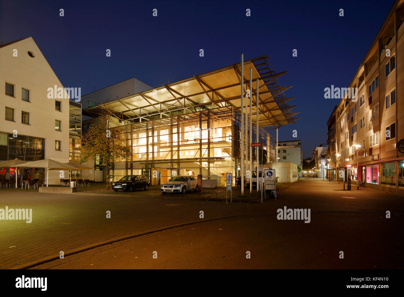 Staatstheater Mainz, rheinland-pfalz, kleines Haus, Nachtaufnahme, Beleuchtung Stockfoto