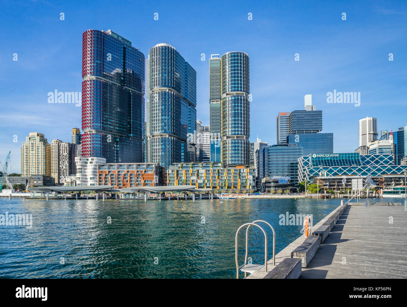 Australien, New South Wales, Sydney, Darling Harbour, Ansicht der Barangaroo Internationale Türme aus dem Sydney Wharf Boardwalk Stockfoto