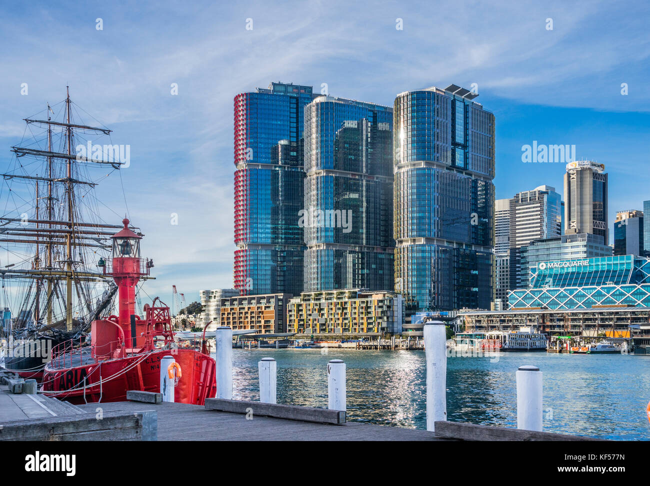 Australien, New South Wales, Sydney, Darling Harbour, Ansicht der Barangaroo International Towers Wolkenkratzer aus der Wharf 7 Maritime Heritage Centre Stockfoto