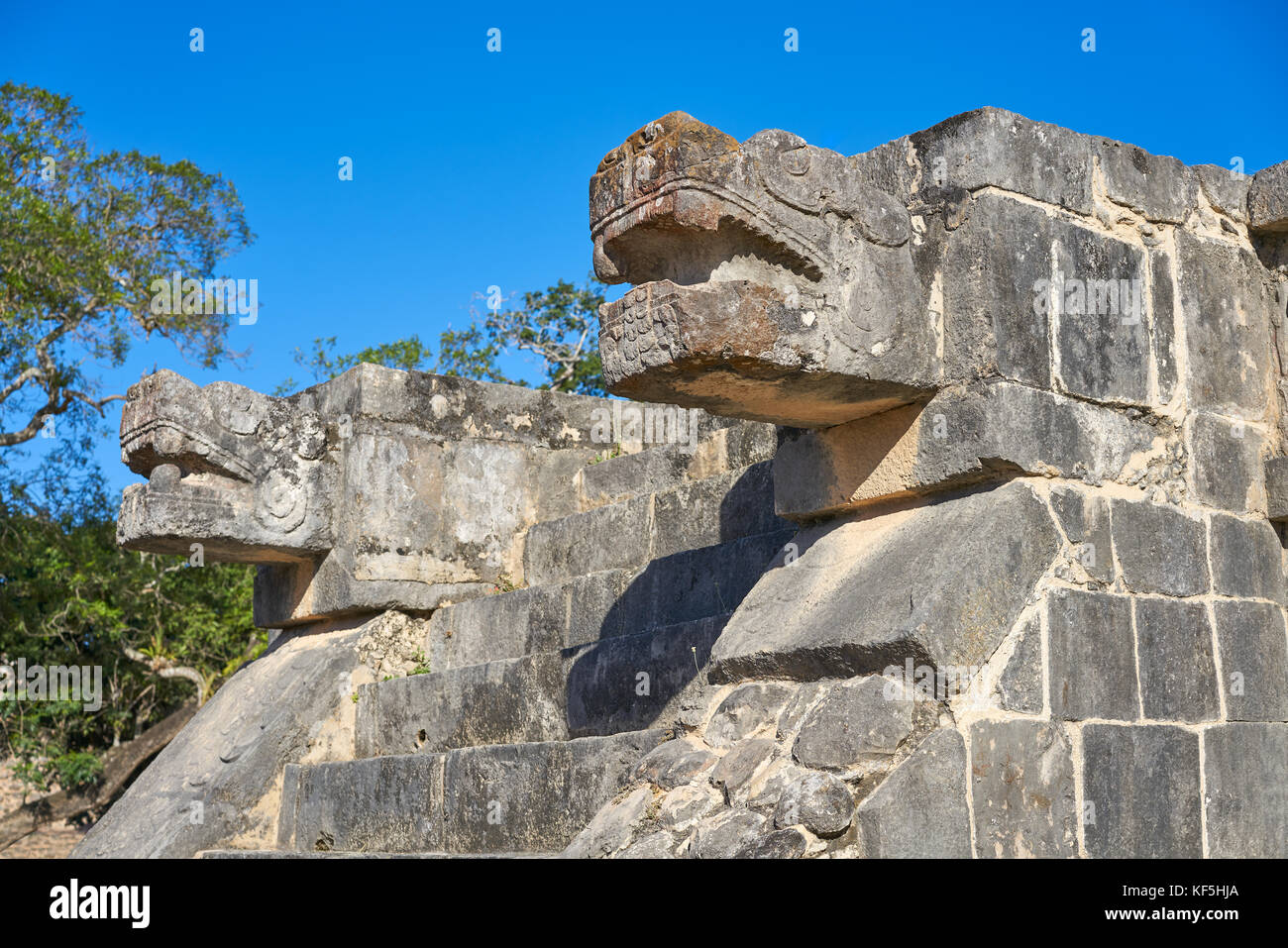 Chichen Itza Schlange Kopf auf Yucatan Mexiko Stockfoto