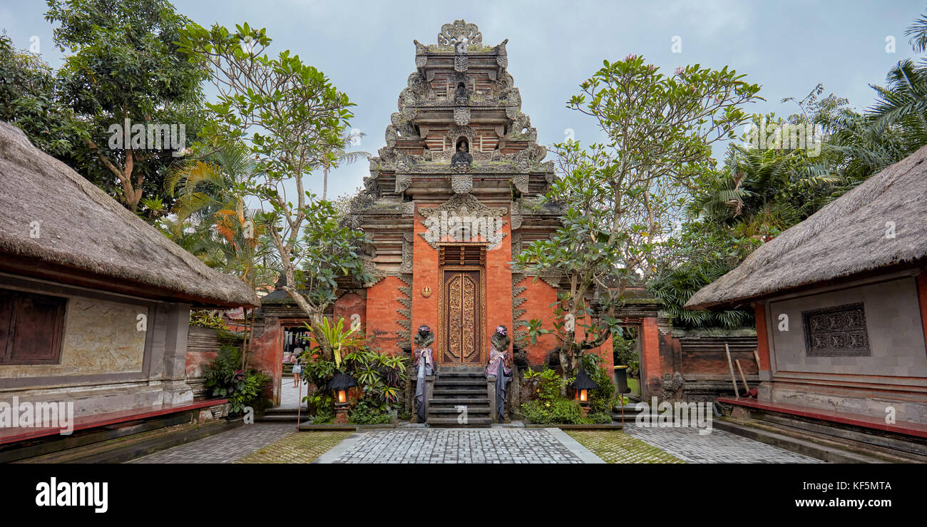 Puri Saren Agung, auch bekannt als Ubud Palace. Ubud, Bali, Indonesien. Stockfoto