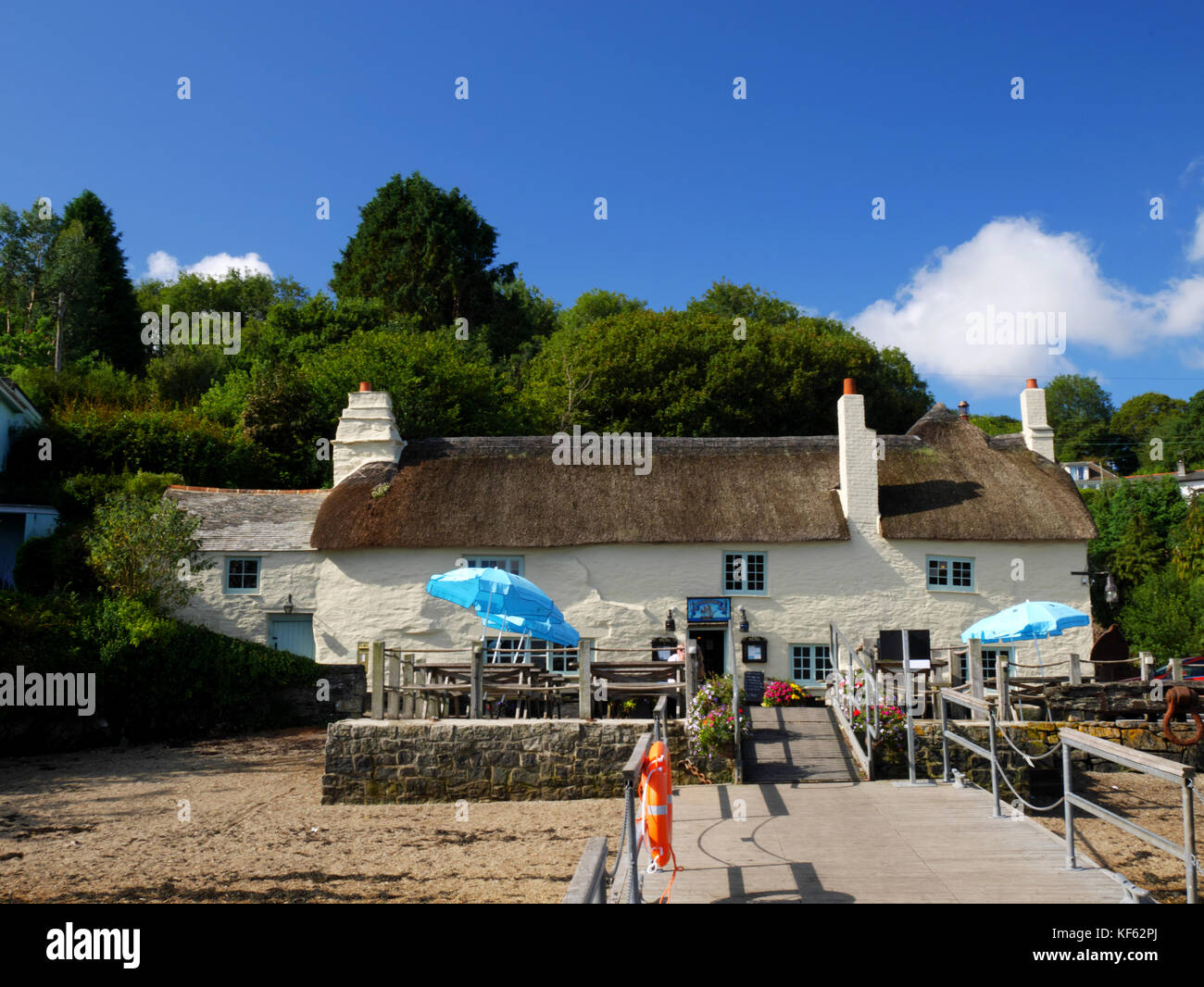 Die strohgedeckten Pandora restronguet Inn in der Nähe von Falmouth, Cornwall. Stockfoto