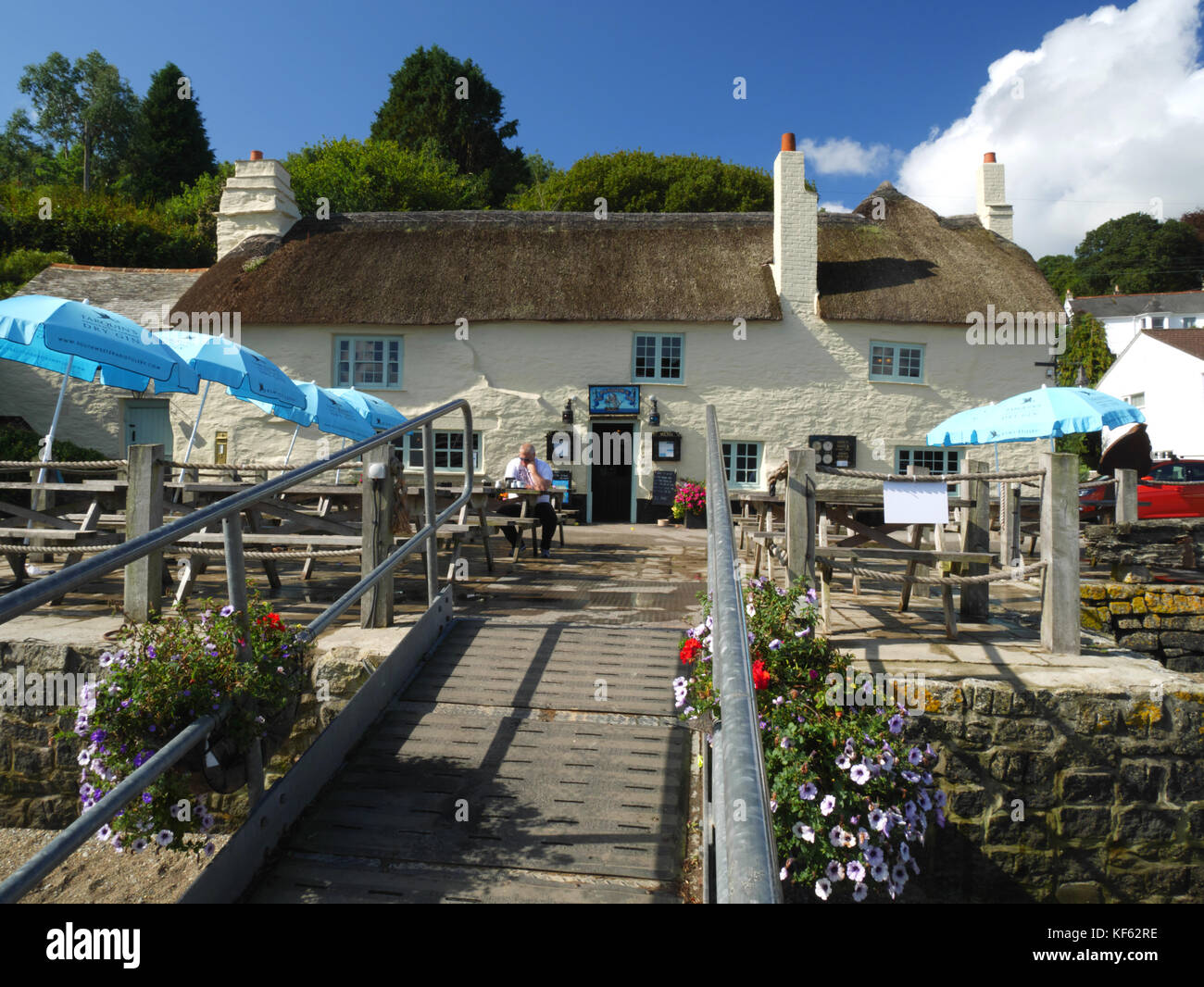 Die strohgedeckten Pandora restronguet Inn in der Nähe von Falmouth, Cornwall. Stockfoto