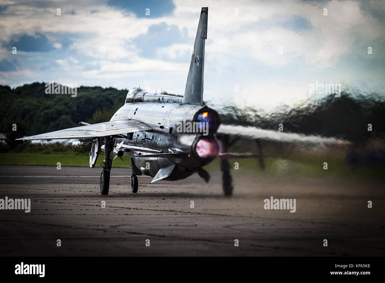 English Electric Lightning F6 wird von der Lightning Preservation Group, Bruntingthorpe, Großbritannien, betrieben Stockfoto